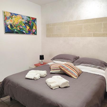 White Suite B&B Lecce Exterior photo