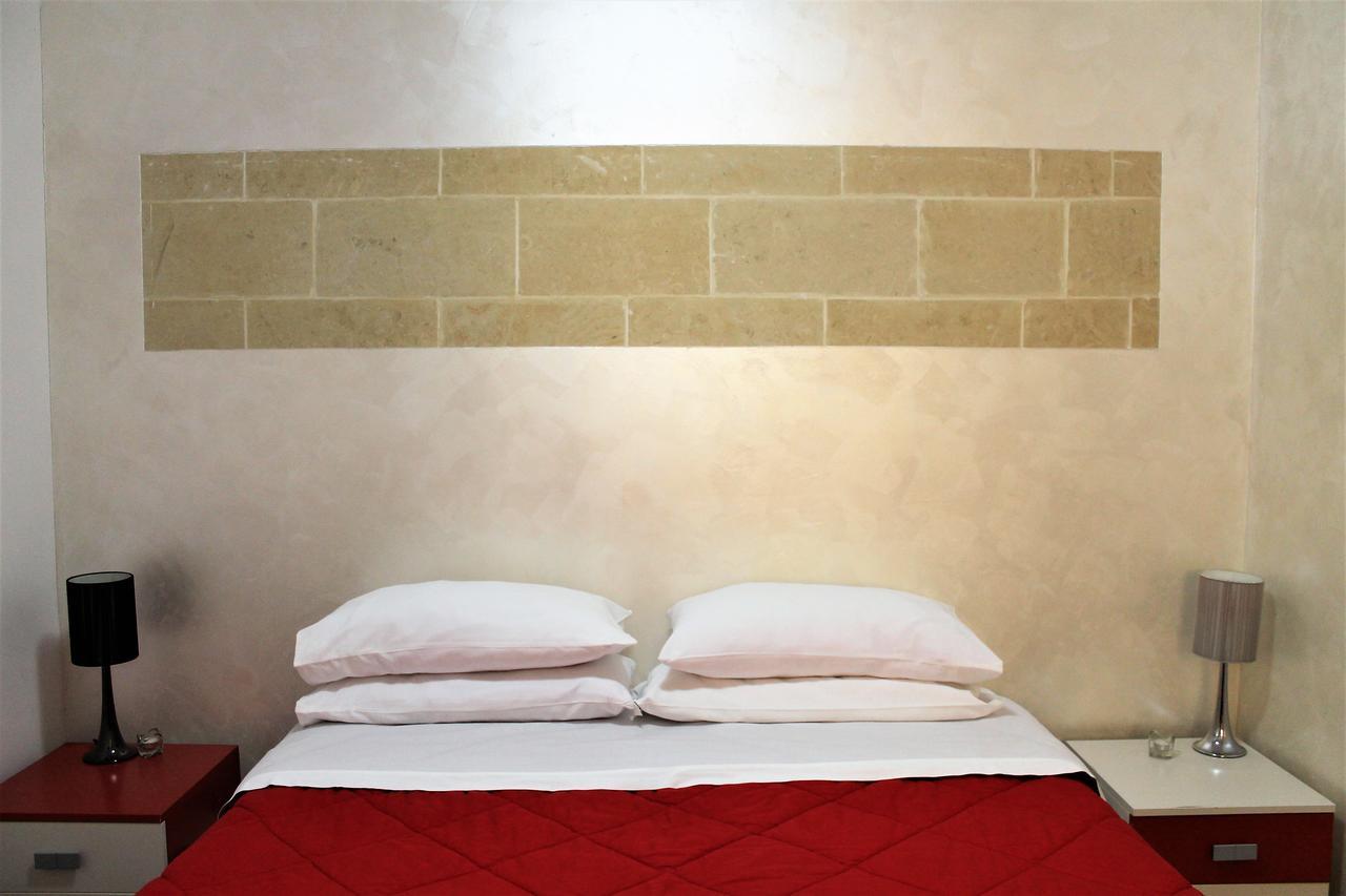 White Suite B&B Lecce Exterior photo