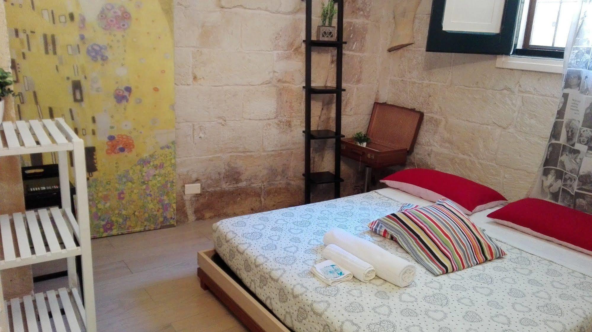 White Suite B&B Lecce Exterior photo