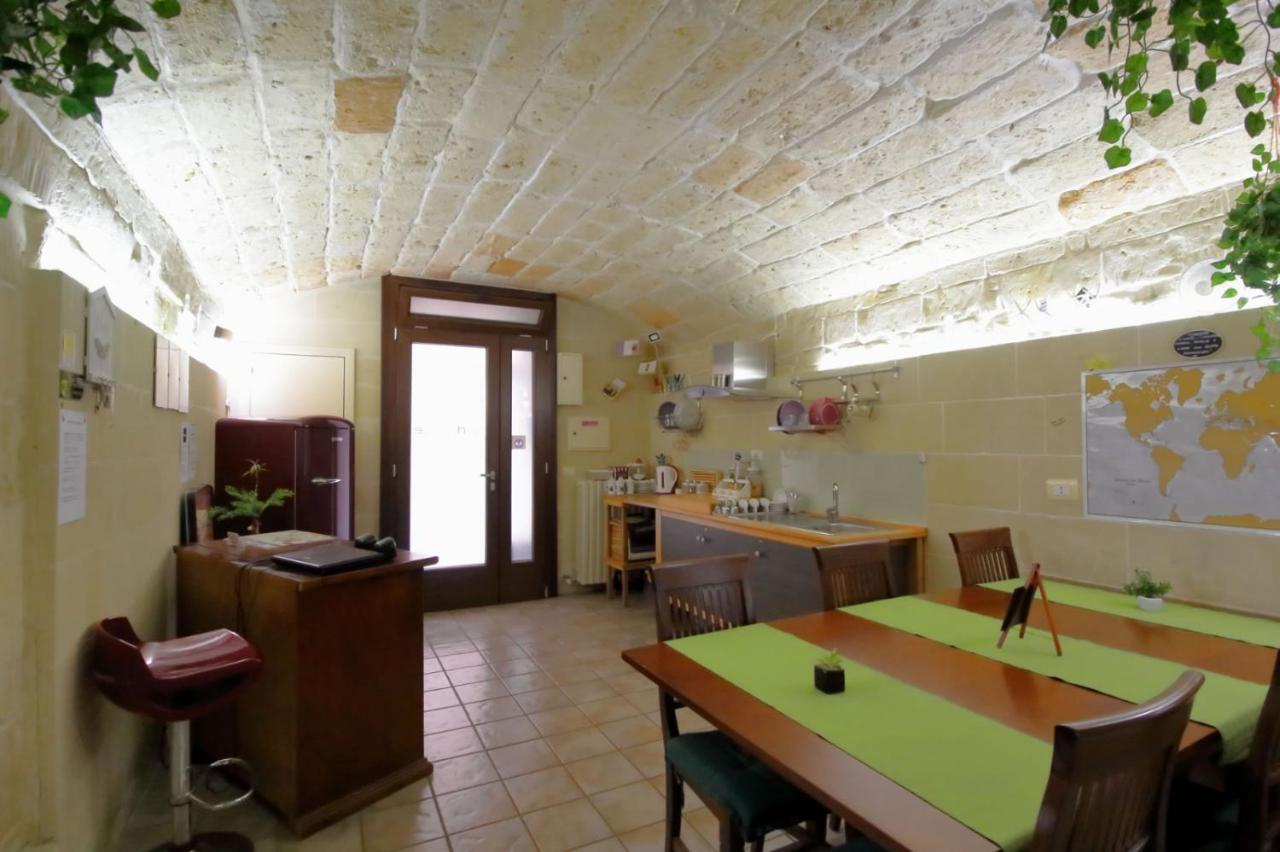 White Suite B&B Lecce Exterior photo