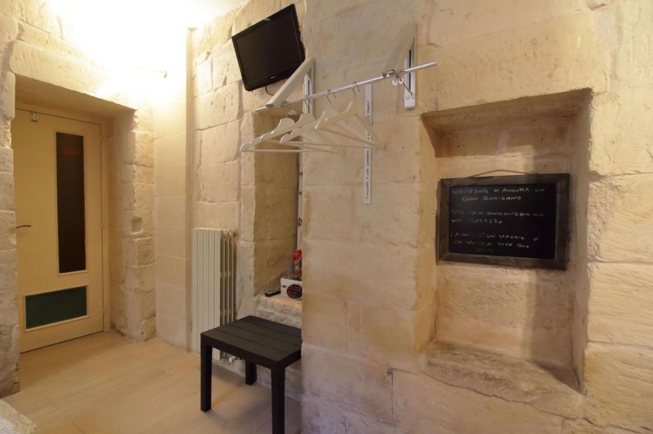 White Suite B&B Lecce Exterior photo