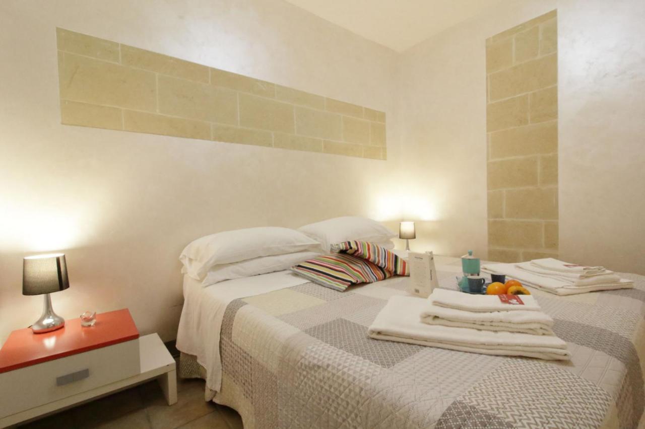 White Suite B&B Lecce Exterior photo