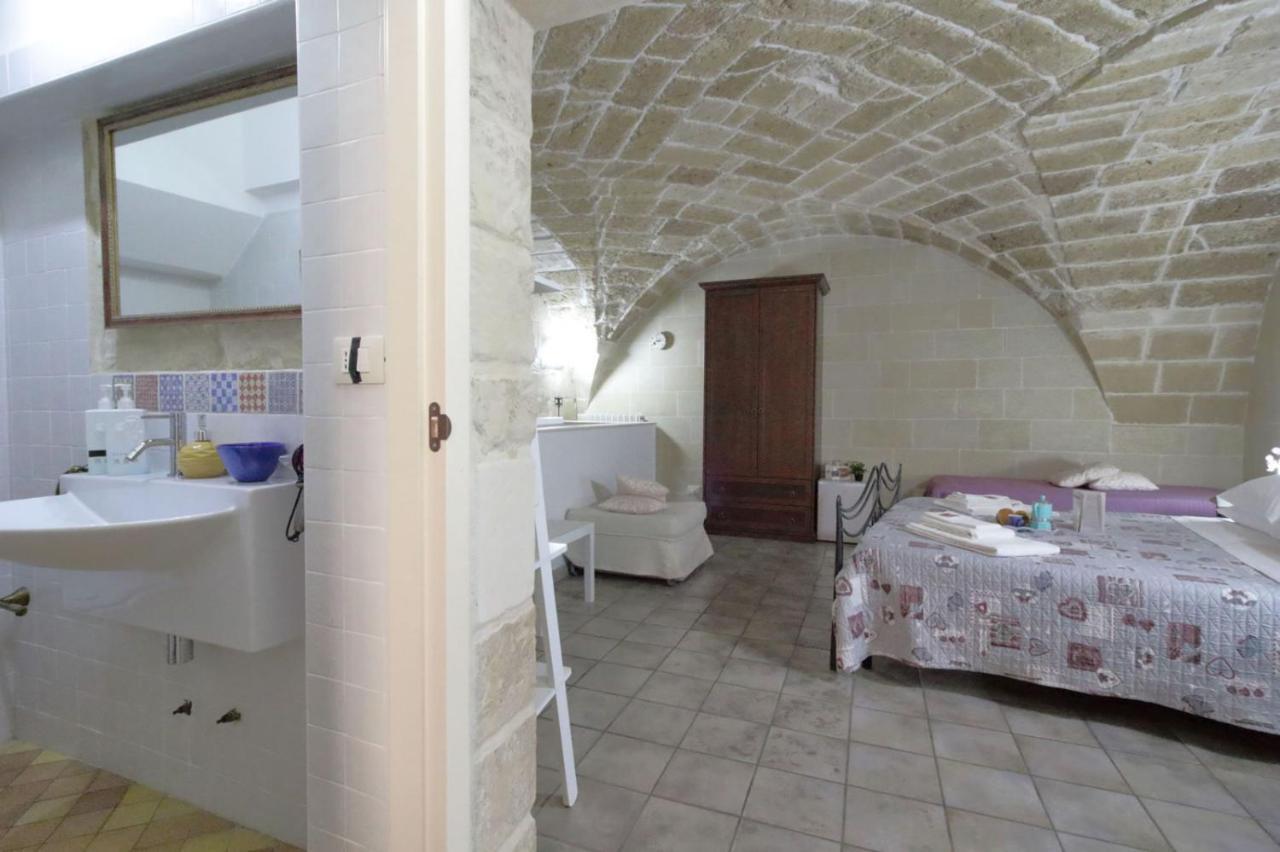 White Suite B&B Lecce Exterior photo
